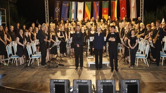 Cumhurbaşkanı Ersin Tatar, Winds of Rotary konserinde konuştu