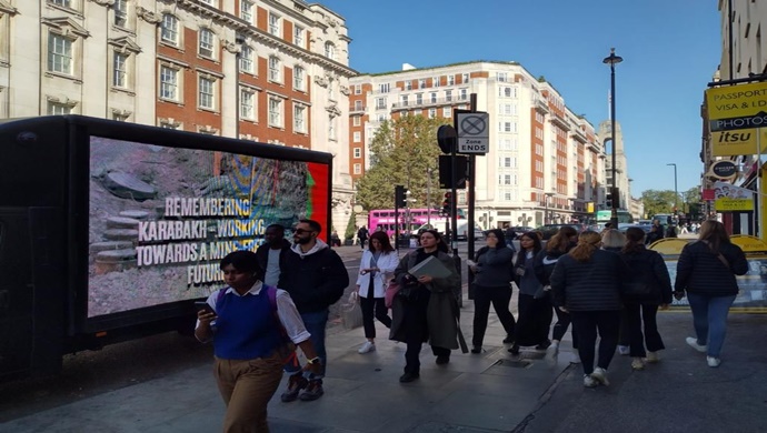 London və Mançesterdə Ermənistanın mina terroru ilə bağlı məlumatlandırma aksiyası təşkil edilib