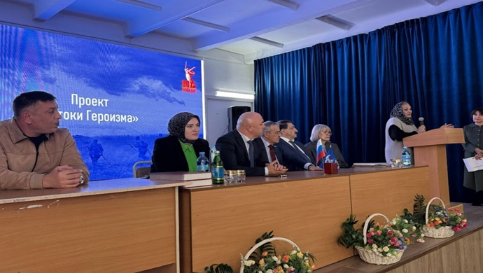 Birleşik Rusya Dağıstan’da “Kahramanlığın Kökleri” projesini sundu