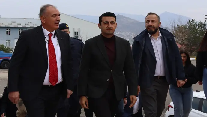 Giresun Üniversitesi Şebinkarahisar Yerleşkesinde Geleneksel Hamsi Şenliğine yüzlerce kişi katıldı