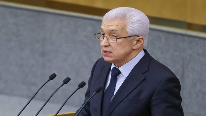 Vladimir Vasiliev: Birleşik Rusya’nın Cumhurbaşkanı tarafından belirlenen görevleri yerine getirmek için aldığı sistemli kararlar sonuç veriyor