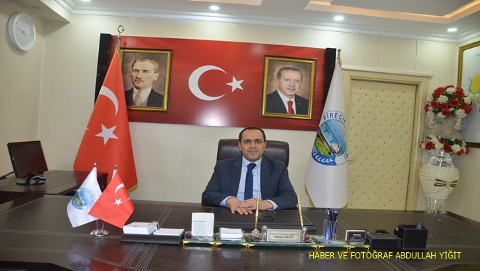 BİRECİK BELEDİYE BAŞKANI MEHMET BEGİT `TEN 23 NİSAN MESAJI